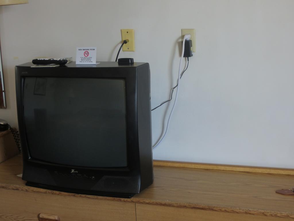 Capri Motel Скотсблъф Стая снимка
