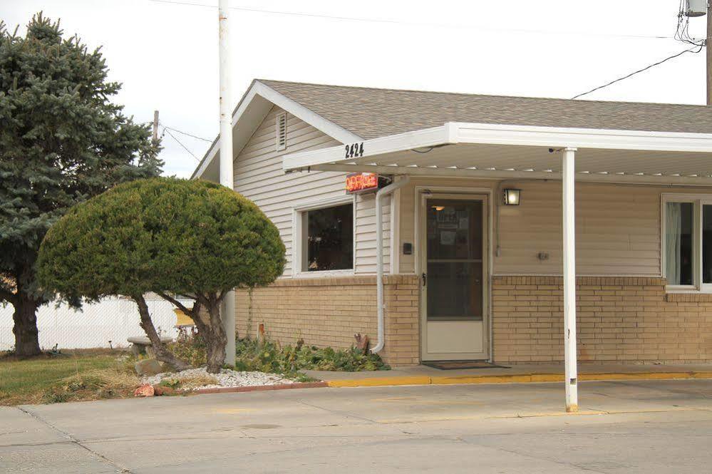 Capri Motel Скотсблъф Екстериор снимка